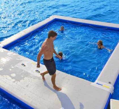 Floating swimming Pools
Are the latest big fun ocean party toy.
These can be stand alone or attached to your boat. 